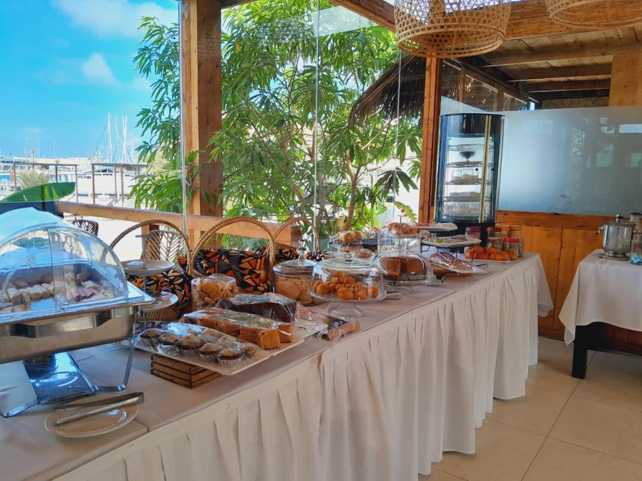 Mansa Marina Hotel Mindelo Exterior photo